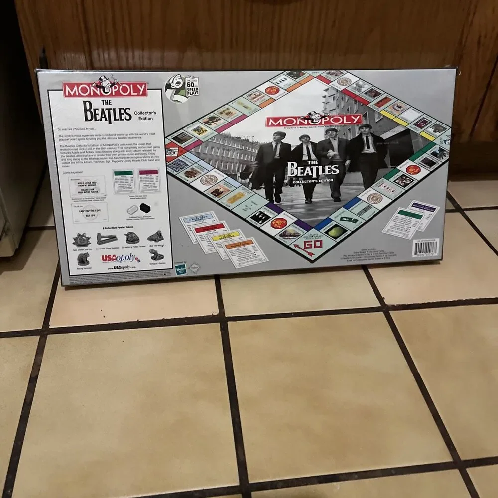 The BEATLES Monopoly Game Collectors Edition Board Game New Sealed 2008